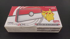 【new2DSLL】モンスターボールエディション|NINTENDO / 任天堂