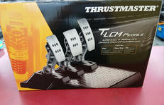 T-LCM PEDALS Cockpit Adaptor同梱|THRUSTMASTER