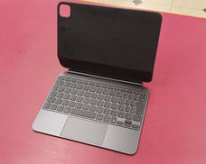 IPAD PRO用MAGIC KEYBOARD|APPLE