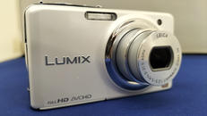 デジタルカメラ|PANASONIC