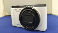 デジタルカメラ|CASIO