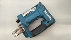 充電式タッカー|MAKITA