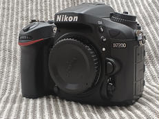 デジタル一眼レフカメラ ボディ|NIKON