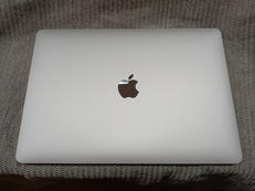 MAC BOOK PRO|APPLE