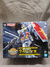 メガサイズモデル|BANDAI