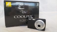 デジタルカメラ|NIKON