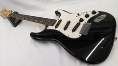 ストラトキャスタータイプ|SQUIER
