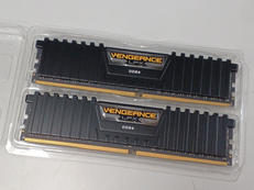 DDR4デスクトップメモリ|CORSAIR