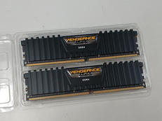 DDR4デスクトップメモリ|CORSAIR