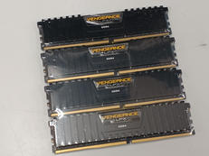 DDR4　デスクトップメモリ|CORSAIR