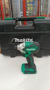 充電式インパクトドライバー|MAKITA
