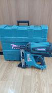 ガスピン打ち機|MAKITA