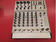 アナログミキサー|BEHRINGER