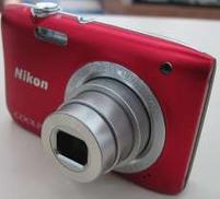 広角26mm相当から望遠130mm相当をカバーするコンデジ|NIKON