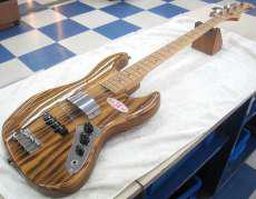 エレキベース|BACCHUS