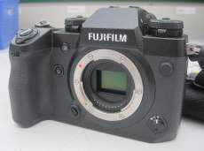 ミラーレス一眼|FUJIFILM AXIA