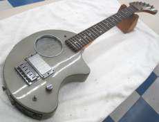 アンプ内蔵ミニギター|FERNANDES