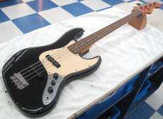 エレキベース|SQUIER