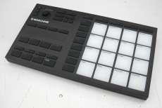 MIDIコントローラー|MASCHINE