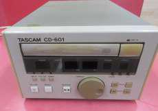 CDプレーヤー|TASCAM