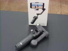 スマホ用ジンバル|DJI