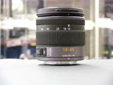 標準ズームレンズ|PANASONIC