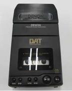 ポータブルDATプレーヤー|DENON