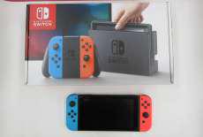 【箱付き】NINTENDO SWITCH|NINTENDO