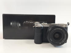 α7C II ILCE-7CM2L ズームレンズキット|SONY