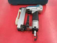 【ジャンク】エアタッカー|MAKITA