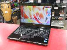 ノートパソコン|FUJITSU