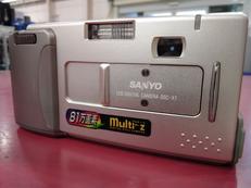デジタルスチルカメラ|SANYO