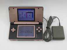 ニンテンドー DS（メタリック・ロゼ＆ジェットブラック）