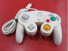 ゲームキューブコントローラー|NINTENDO