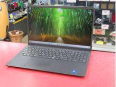 ノートパソコン(※ゴム足1個欠品)|DELL