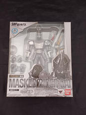 仮面ライダー龍騎|BANDAI