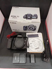 デジタル一眼レフ|CANON