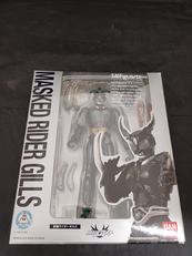SHF IGUARTS|BANDAI