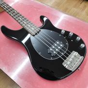 エレキベース|MUSICMAN