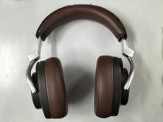 ワイヤレスヘッドホン|SHURE