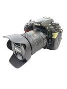 キャビネットはチップボードを異なる厚さのMDFで挟んだ3層サ|NIKON