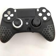 PS4コントローラー|SCUF