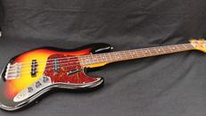 ジャズベース|SQUIER