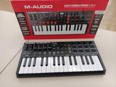 MIDIキーボード|M.AUDIO