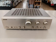 プリメインアンプ|SANSUI