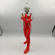ウルトラセブン ソフビ 組立済み|ビリケン商会