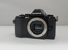 ミラーレス一眼|OLYMPUS