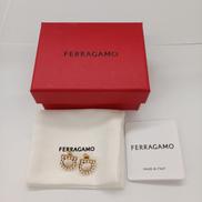 パールピアス|FERRAGAMO