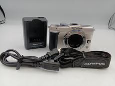 ミラーレス一眼|OLYMPUS