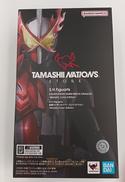 S.H.FIGUARTS 仮面ライダーセイバー ブレイブドラ|BANDAI